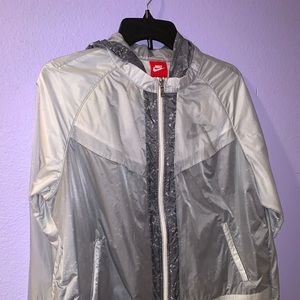 NIKE Windbreaker